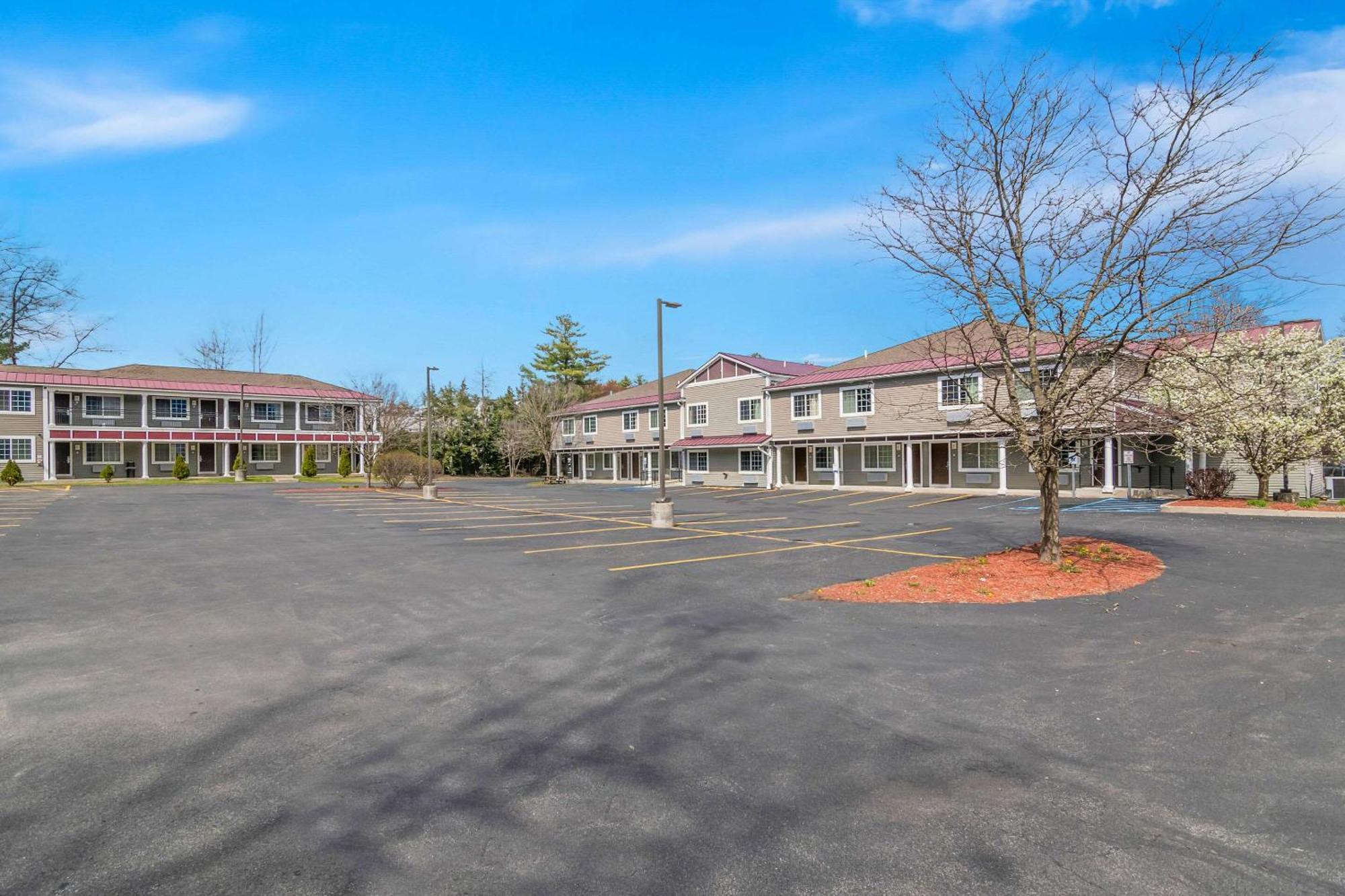 Quality Inn Queensbury Dış mekan fotoğraf